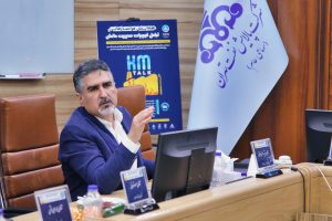 آقای مومنی 300x200 - میزبانی پالایشگاه تهران از ۱۷ غول اقتصادی در همایش ملی KM TALK