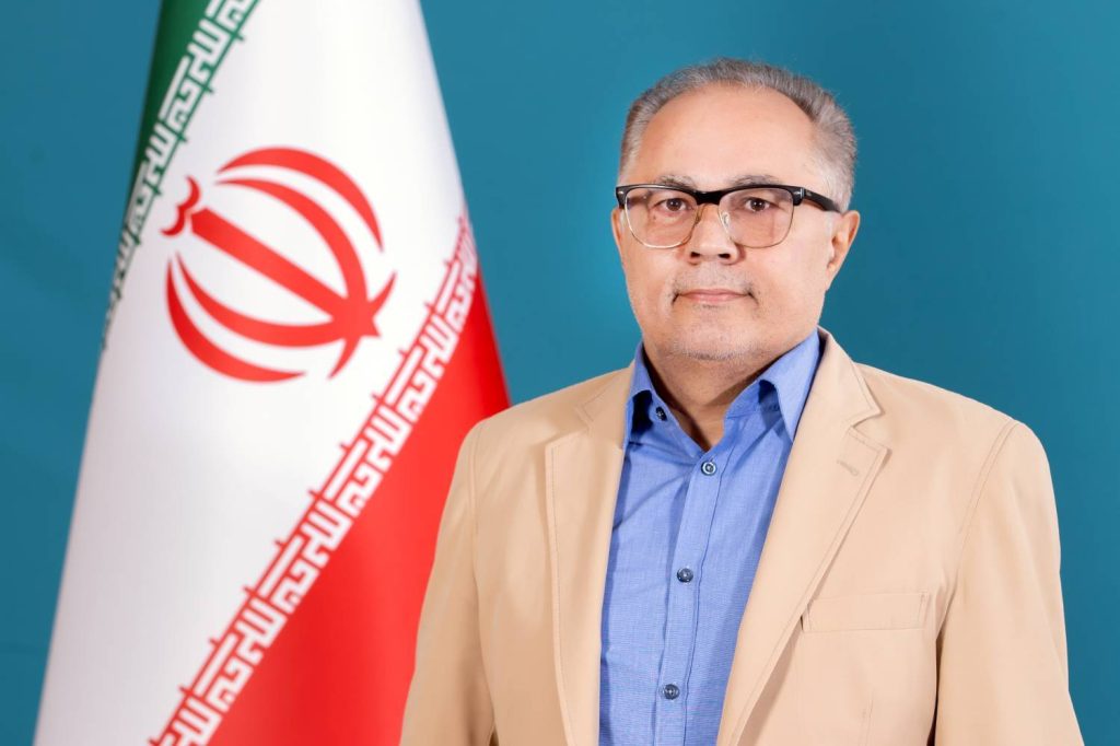 11449577 729 1024x682 - پرداخت پول گندم‌کاران و حقوق بازنشستگان در اولویت کار دولت