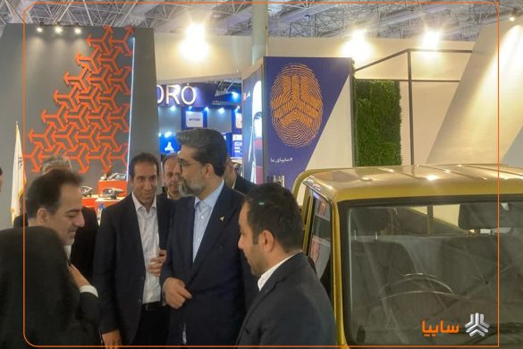معاون وزیر صمت در بازدید از غرفه سایپا در ایران اکسپو ۱۴۰۴ درباره صادرات قطعات خودرو و خدمات پس از فروش سخنرانی کرد.