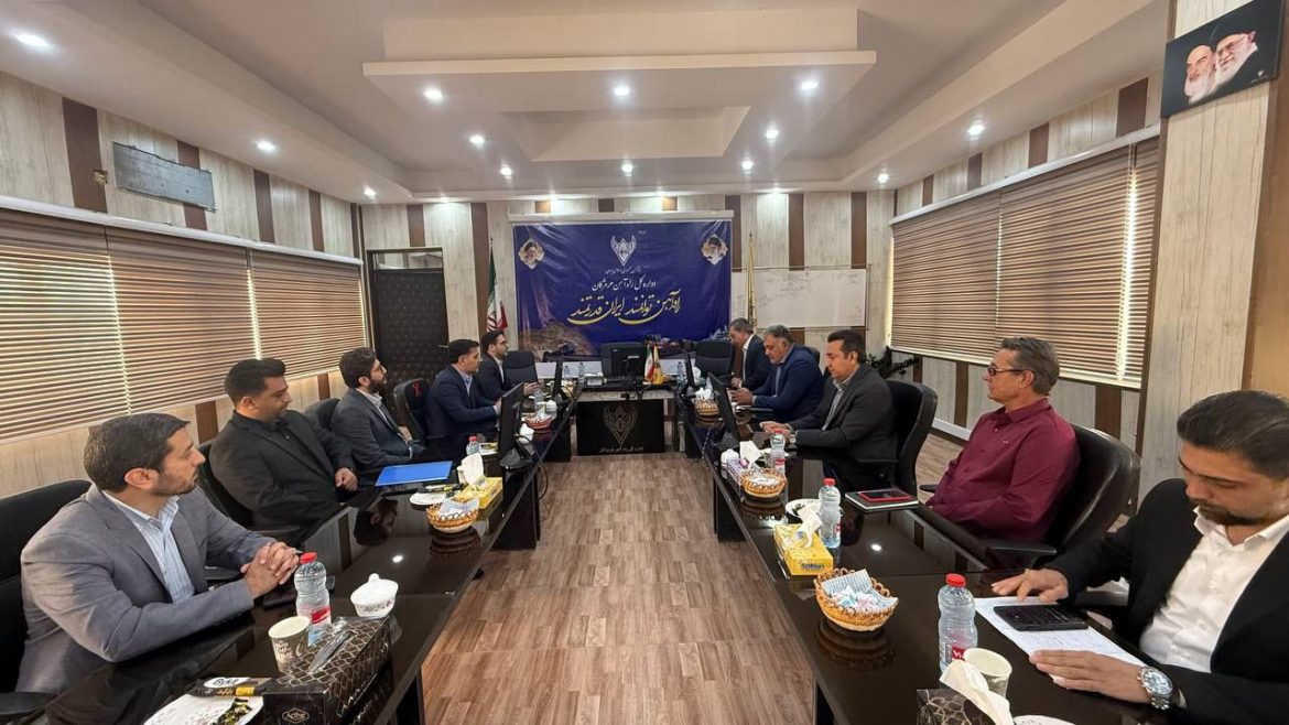 نشست مشترک فولاد هرمزگان و راه‌آهن هرمزگان برای افزایش ظرفیت حمل ریلی مواد اولیه و گندله در سال ۱۴۰۴