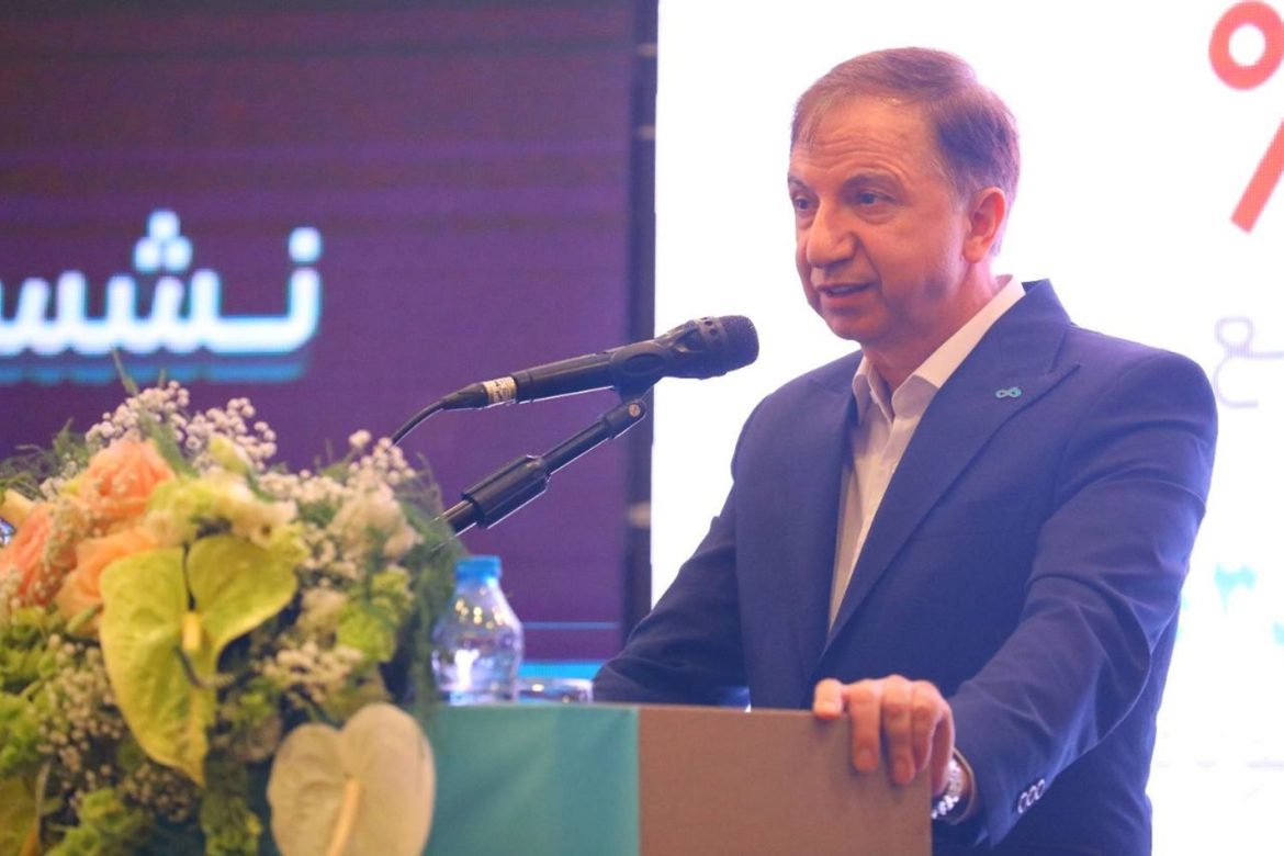 نشست بانک دی با مدیرعامل و رؤسای شعب؛ گزارش عملکرد ۱۰۰ روزه و آغاز گام دوم تحول