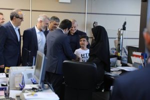 03 1 300x200 - بازدید مدیرعامل و رئیس هیأت‌مدیره بانک صادرات از شعب تهران