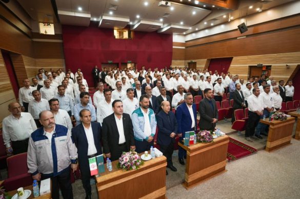 02 5 585x389 - نجفی سکان‌دار مبین انرژی شد: برای منافع مبین خواهم جنگید