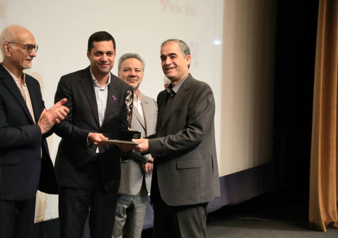 9c422c7a-6f7b-4487-b135-112d2a622cc5